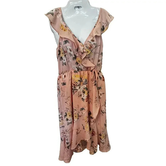 NWT Socialite Pink Floral Flutter Sleeve Ruffle V Wrap Front Hi-Lo Dress SZ M - Picture 2 of 9